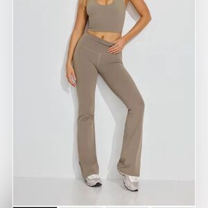 Garage SoftActive Flare Leggings - Taupe XS